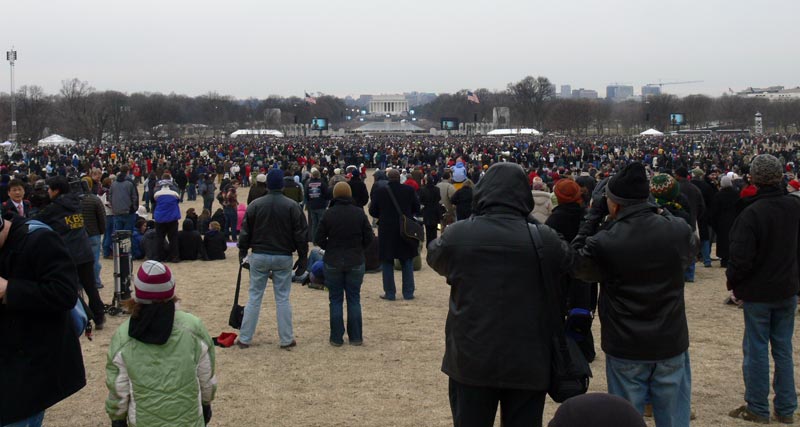 The crowd, seen from the base of the Washington Monument The crowd, as viewed from the foot of the Washington Monument